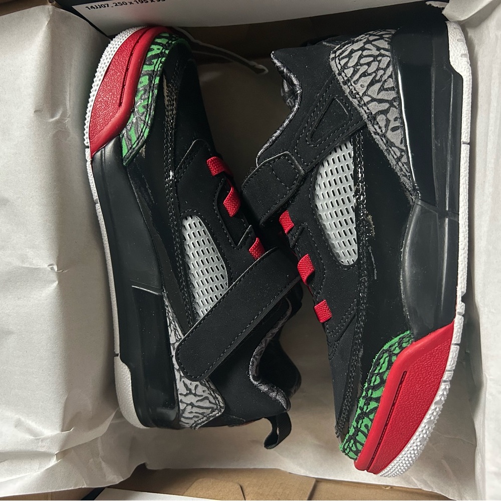Jordan spiziki low sneakers